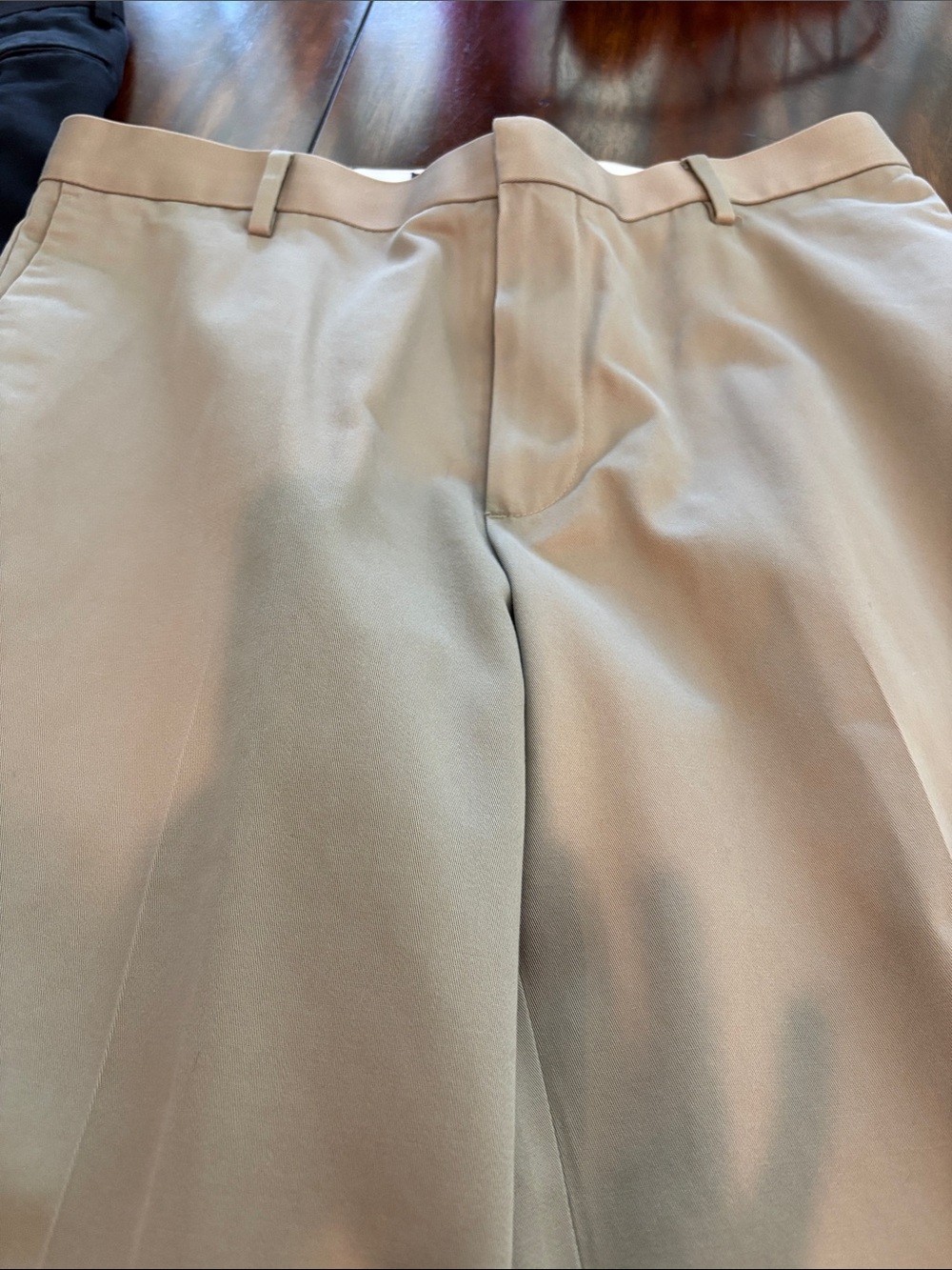 Dockers Men's Chinos in Navy and Khaki - Picture 3 of 10
